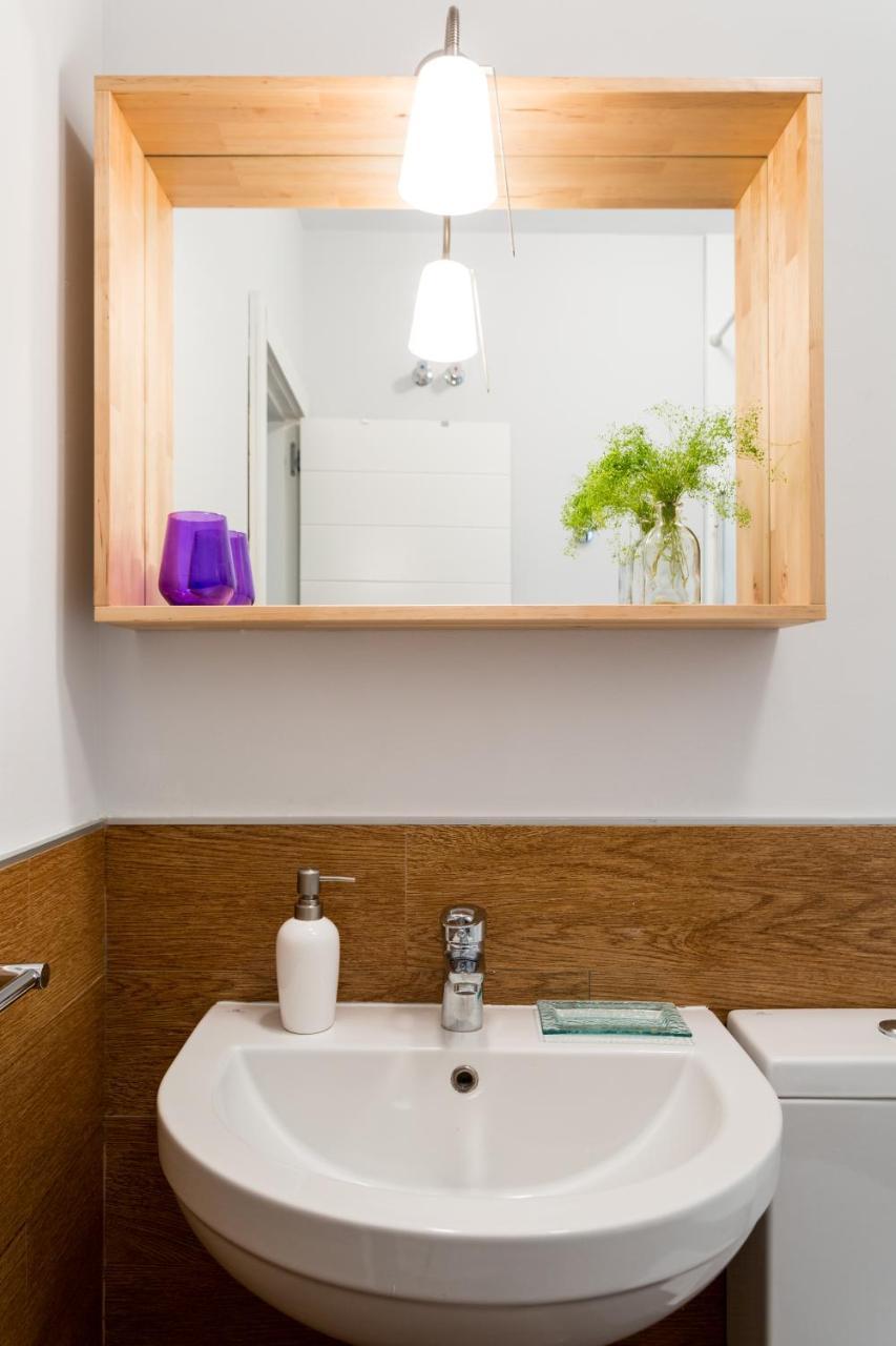 Apartamentos Rg Alameda De Hercules Севилья Экстерьер фото
