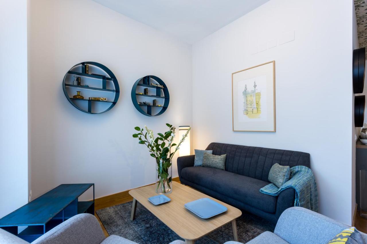 Apartamentos Rg Alameda De Hercules Севилья Экстерьер фото